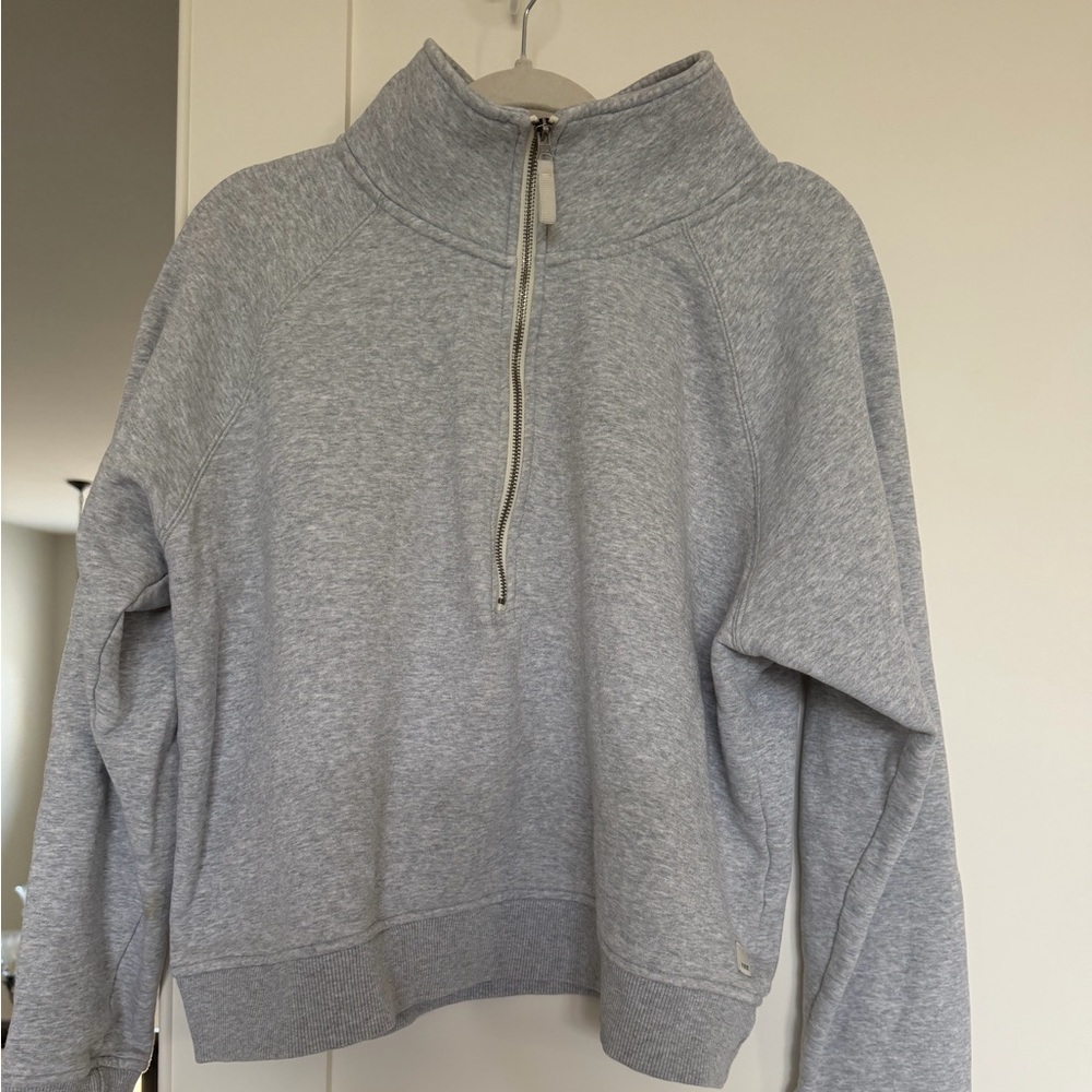 Vouri Gray Half-Zip Pullover Sweatshirt
